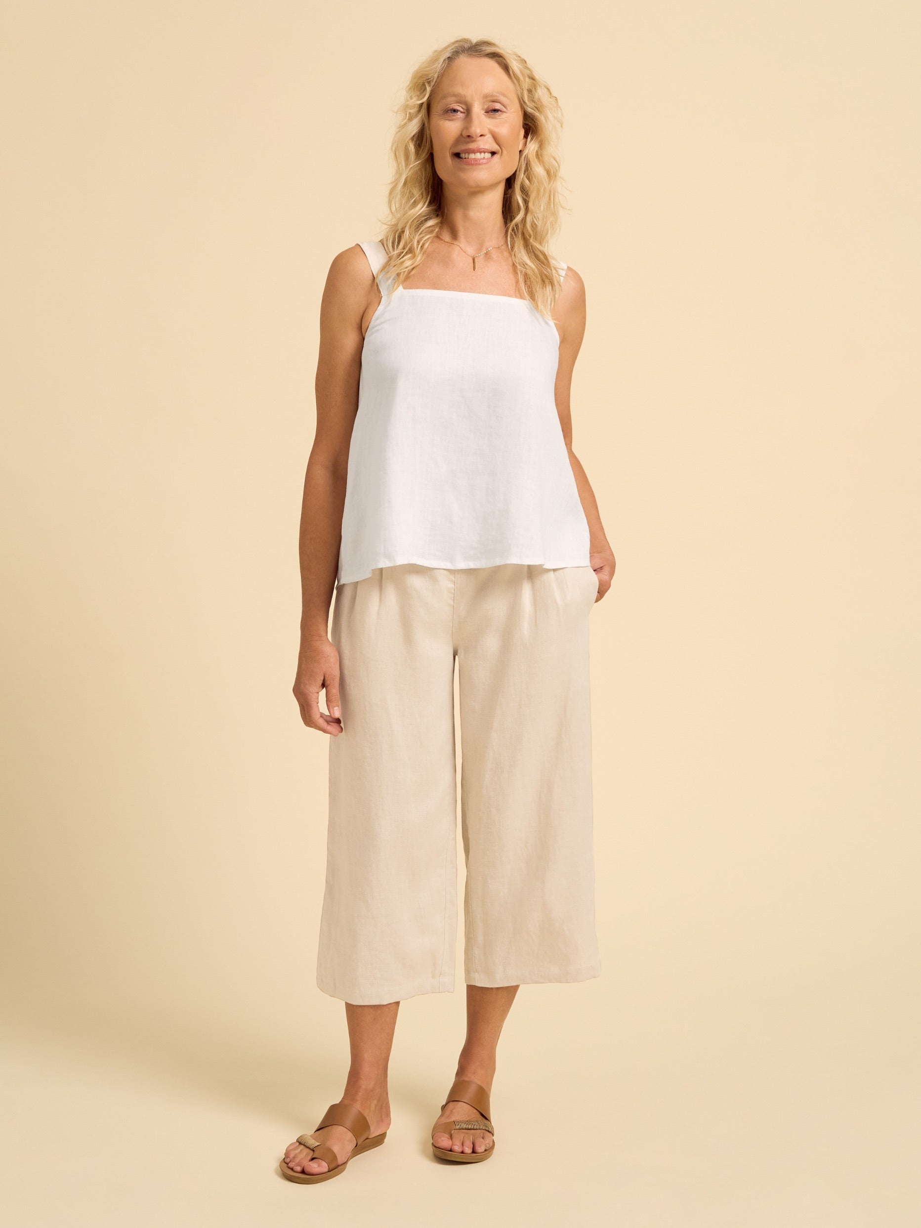 Soella Linen Top Coconut