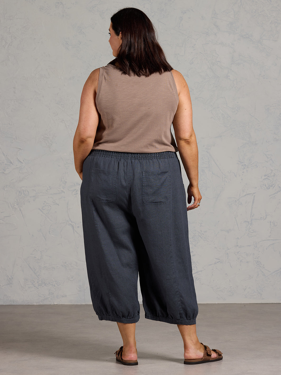 Marrakech French Linen Cropped Trousers Charcoal