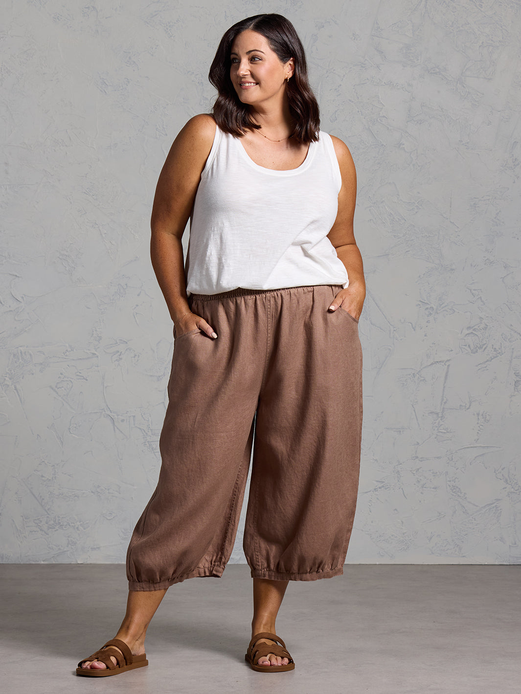 Marrakech French Linen Cropped Trousers Cinnamon