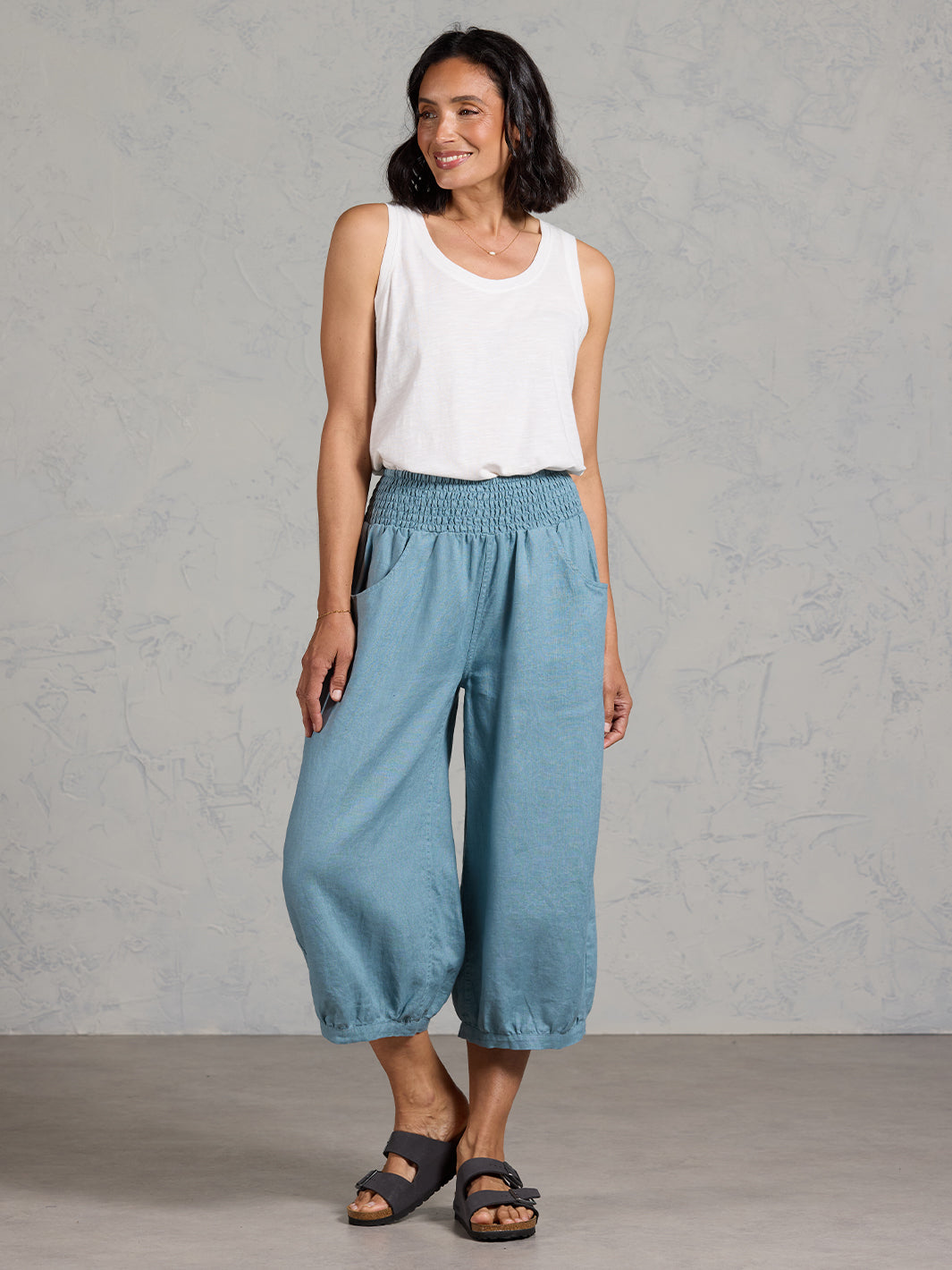 Marrakech French Linen Cropped Trousers Tahiti Blue