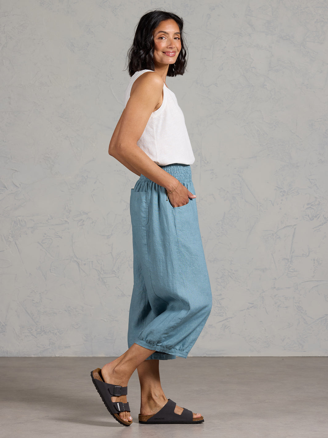 Marrakech French Linen Cropped Trousers Tahiti Blue