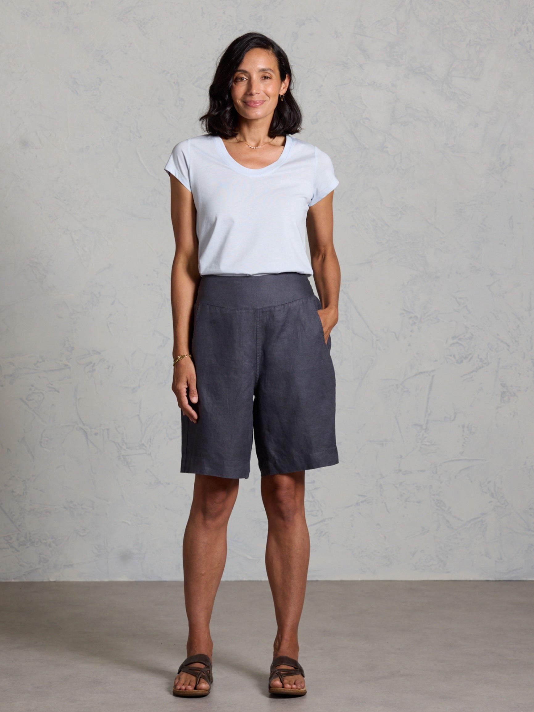 Cove French Linen Shorts Charcoal