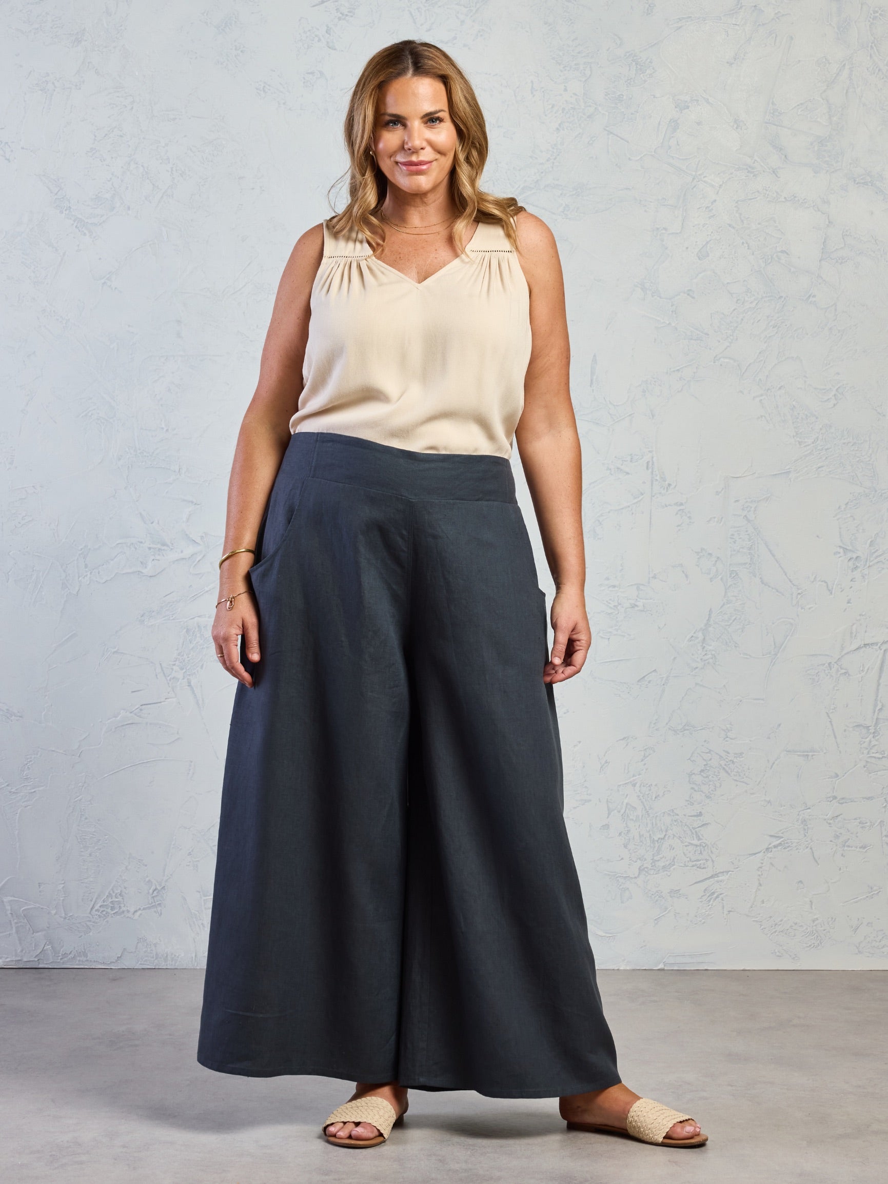 Portillo French Linen Trousers Charcoal