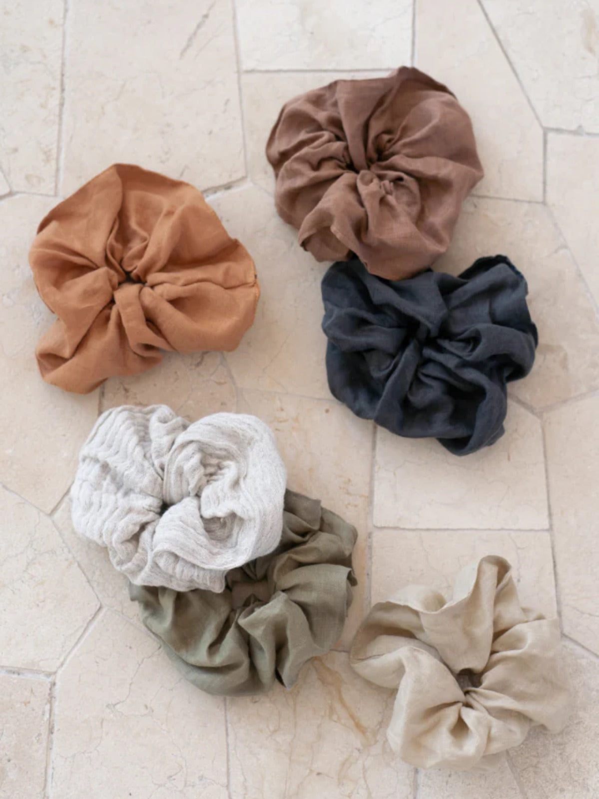Jumbo Linen Blend Scrunchie Natural