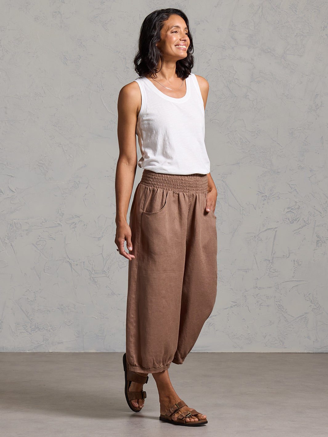 Marrakech French Linen Cropped Trousers Cinnamon