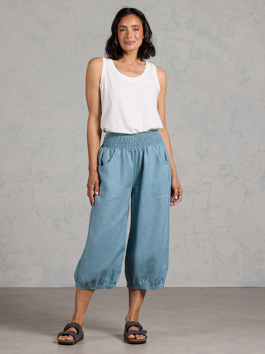 Marrakech French Linen Cropped Trousers Tahiti Blue